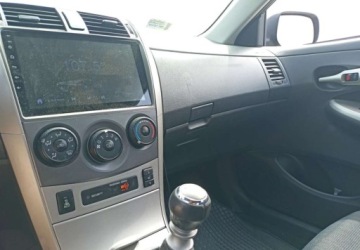Toyota Corolla X Sedan 2.0 D-4D 126KM 2008 Toyota Corolla Toyota Corolla 2.0 Diesel 126KM, zdjęcie 9