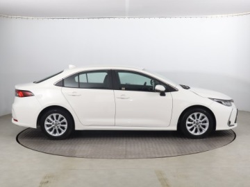 Toyota Corolla XII Sedan 1.5 VVT-i 125KM 2022 Toyota Corolla 1.5 VVT-i, Salon Polska, zdjęcie 5