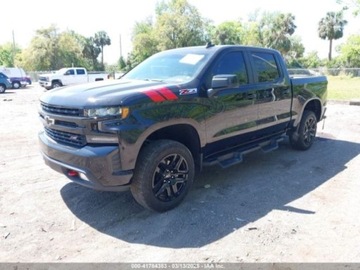 Chevrolet Silverado II 2021 Chevrolet Silverado Short Bed Lt Trail Boss, 2021r., 4x4, 5.3L 5.3 Benzyna, zdjęcie 1