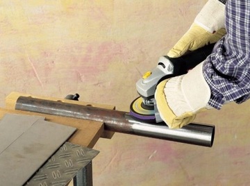 ДИСК ИЗ НЕТКАНОЙ ТКАНИ ДЛЯ УДАЛЕНИЯ Ржавчины, НЕГРОВСКИЕ ВОЛОСЫ 125 Х 22,2 ММ