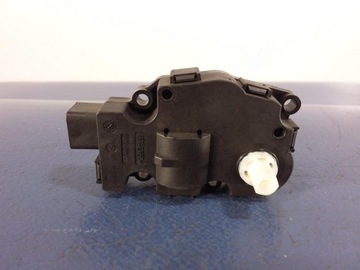 MERCEDES E W212 MOTOREK RADIÁTORU K9749006