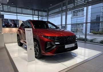 Hyundai Tucson IV SUV HEV Facelifting 1.6 T-GDI HEV 215KM 2025 Hyundai Tucson Hyundai Tucson 1.6 T-GDI HEV 215KM N-line Ultimate Red Od, zdjęcie 19