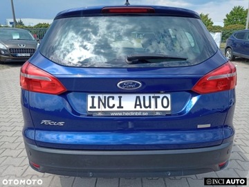 Ford Focus III Kombi Facelifting 1.0 EcoBoost 100KM 2017 Ford Focus Ford Focus 1.0 EcoBoost Gold X ASS Benzyna 100KM, zdjęcie 4