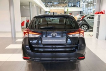 Toyota Auris II Touring Sports Facelifting 1.6 Valvematic 132KM 2017 Toyota Auris 1.6 Active MS 1.6 Benzyna 132KM, zdjęcie 3