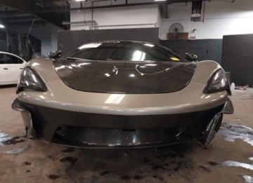  McLaren 570S Coupe 2018, 3.8L, od ubezpieczalni, zdjęcie 8