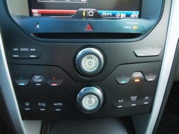 Ford Explorer V R4 2.0 EcoBoost 237KM 2011 Ford explorer Xlt, Automat, Dokumentacja , 7 Miejsc, 2.0L, 4 cyl., 240HP, zdjęcie 13