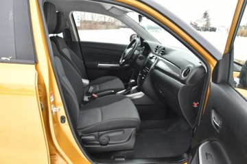Suzuki Vitara III 2022 Suzuki Vitara 1.5Hybrid 117KM AUTOMAT 2022r. SALON, zdjęcie 12