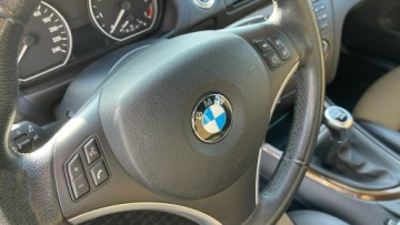 BMW Seria 1 E81/E87 2010 BMW 116 2.0 Benzyna Zarejestrowany Ubezpieczony, zdjęcie 23