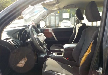 Toyota Land Cruiser VI MPV Faceliting 3.0 D-4D 190KM 2015 Toyota Land Cruiser Automat Diesel Okazja 3.0 Diesel 190KM, zdjęcie 21