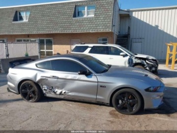 Ford Mustang VI Mach 1 5.0 Ti-VCT 460KM 2021 Ford Mustang GT Fastback 2021 5.0l 5.0 Benzyna 460KM, zdjęcie 6