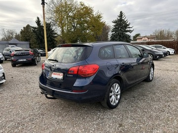 Opel Astra J Sports Tourer 1.4 Turbo ECOTEC 140KM 2012 Opel Astra Bogata wersja/Nowy rozrząd/Serwis/, zdjęcie 8