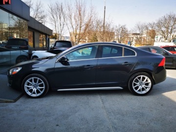 Volvo S60 II Sedan 3.0 T6 304KM 2012 VOLVO S60 II AWD, 305KM, T6, Dokumentacja pochodzeniowa, zdjęcie 3