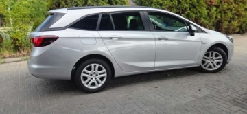 Opel Astra K Sports Tourer 1.6 CDTI 110KM 2018 Opel Astra 1.6CDTI 110M Klima PdC Import Raty Oplaty 1.6 Diesel 110KM, zdjęcie 15
