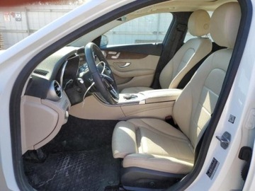 Mercedes Klasa C W206 2021 Mercedes-Benz Klasa C 2021r., 4Matic, od ubezpieczalni 2.0 Benzyna 255KM, zdjęcie 6