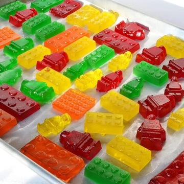 СИЛИКОНОВАЯ ФОРМА ДЛЯ ШОКОЛАДА, ПРРАЛИНЕ, ЖЕЛЕЙНЫХ ТОРТОВ LEGO BRICKS 852