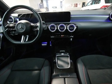 Mercedes Klasa A W177/V177 Hatchback Facelifting 2.0 220 190KM 2025 A Klasa 220 4-Matic AMG Line 2.0 (190KM) 2025, zdjęcie 7