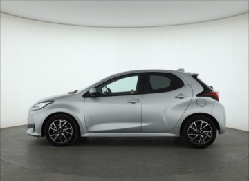 Toyota Yaris IV Hatchback 1.5 Hybrid Dynamic Force 116KM 2023 Toyota Yaris 1.5 VVT-i Hybrid, Salon Polska, zdjęcie 2