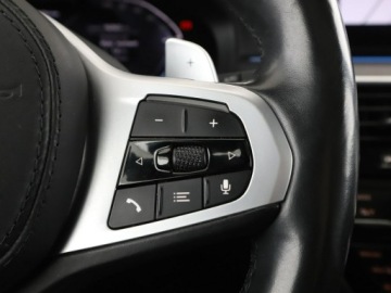 BMW Seria 5 G30-G31 Touring Plug-In 2.0 530e 292KM 2021 BMW 530 FV23% M Sport automat PHEV skóra panorama, zdjęcie 33