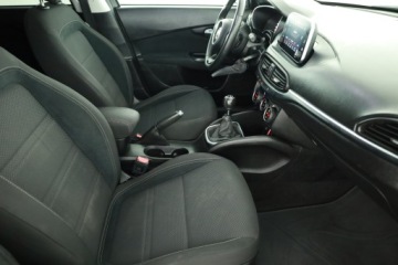 Fiat Tipo II Hatchback 1.6 MultiJet 120KM 2016 Fiat Tipo 1.6 MultiJet, Salon Polska, Klima, zdjęcie 6