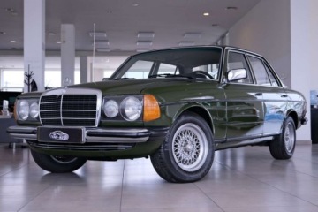 Mercedes W123 Sedan 2.4 D 72KM 1982 Mercedes-Benz W123 2.4 Diesel 72KM, zdjęcie 17
