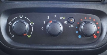 Opel Vivaro B Kombi Extra Long H1 2,9t 1.6 BiTurbo 140KM 2015 Opel Vivaro (nr 081) 2.0 140KM 9 osob Tempomat Hak Bluetooth 1.6 Diesel, zdjęcie 24