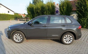 Volkswagen Tiguan II SUV 2.0 TDI 150KM 2016 Volkswagen Tiguan Bezwypadkowy Serwisowany 1-Wlasciciel Navi Automat Asyst, zdjęcie 2