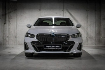BMW Seria 5 G90-91 Touring 2.0 520d 197KM 2024 BMW 520 xDrive Sedan Demo- Koła zimowe w cenie!, zdjęcie 3