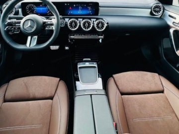 Mercedes CLA C118/X118 Shooting Brake Facelifting 1.3 200 163KM 2025 Mercedes-Benz CLA 200 AMG Line Shooting Brake Combi 1.3 (163KM) 2025, zdjęcie 7