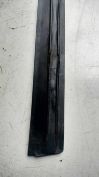 НАКЛАДКА НА КРЫЛО НИЖНЯЯ ПРАВАЯ ЗАДНЯЯ AUDI 80 CABRIO COUPE