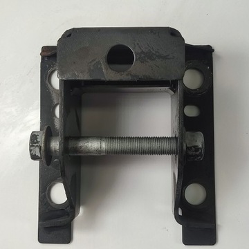 КРЕПЛЕНИЕ ПРУЖИНЫ RENAULT MASTER OPEL MOVANO NISSAN NV400 552020006R