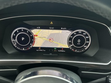 Volkswagen Tiguan II SUV 2.0 TSI BlueMotion Technology 220KM 2018 Volkswagen Tiguan 2.0 TSI 220KM R-line, ASO, Salon, zdjęcie 24
