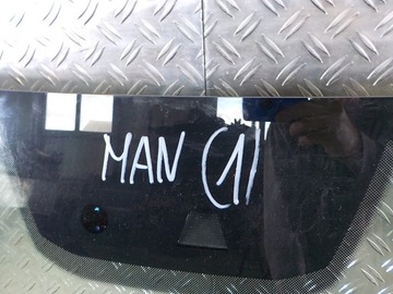 CRAFTER MAN 17- SKLO (OKNO) PŘEDNÍ ČELNÍ