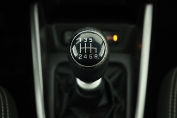 Suzuki Vitara III SUV Facelifting 1.4 BoosterJet 140KM 2019 Suzuki Vitara 1.4 BoosterJet, Salon Polska, 4X4, zdjęcie 13