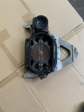 mercedes w204 lift harman a2048204902 subwoofer