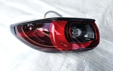 Eu.Oryg. MAZDA CX5 II LIFT 2021 2022- LAMPA TYŁ TYLNA LED LEWA W BŁOTNIK