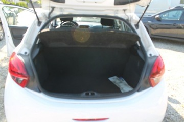 Peugeot 208 I 2018 Peugeot 208 ROK 2018 POJ 1,2 68 KM, zdjęcie 11