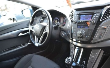 Hyundai i40 Kombi 1.6 GDI 135KM 2014 Hyundai i40 Niski przebieg - Serwisowany - Po oplatach gotow do rejestracji, zdjęcie 33