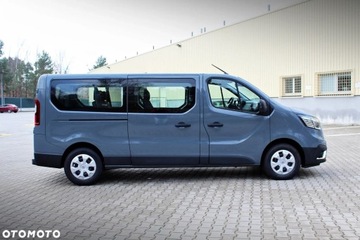 Renault Trafic III Combi 2.0 dCi  150KM 2024 Renault Trafic Passenger 9 osobowy Salon Polska rok 2024.06 129 000 netto