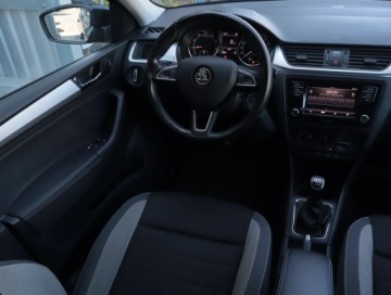 Skoda Rapid II Liftback Facelifting 1.0 TSI 110KM 2017 Skoda Rapid 1.0 TSI, Salon Polska, Serwis ASO, zdjęcie 6