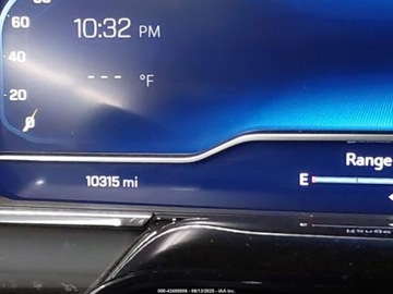 Chevrolet Silverado II 2024 Chevrolet Silverado 1500 Short Bed Lt Trail Boss 2024 5.3l 5.3 Benzyna, zdjęcie 11