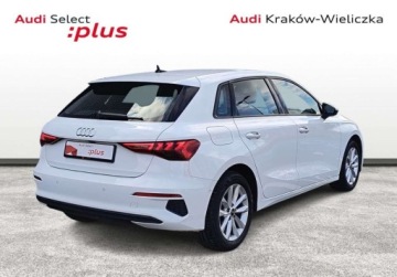 Audi A3 8Y Sportback 2.0 30 TDI 116KM 2022 Audi A3 Sportback Asystent parkowania, kamera cofania, czujniki pt, LED, s, zdjęcie 4