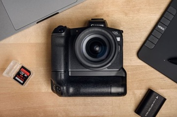Держатель аккумуляторного блока NEWELL BG-E22 для Canon EOS R