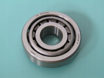 HR 30303J NSK JAPAN ŁOŻYSKO STOŻKOWE JEDNORZĘDOWE 17x47x15,25mm