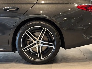 Mercedes Klasa E W214 Sedan 2.0 220d 197KM 2025 E Klasa 220 d 4-Matic AMG 2.0 197KM 2025, zdjęcie 5