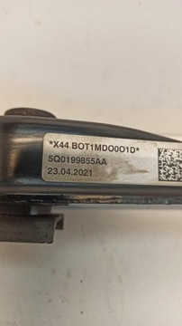 AUDI A3 8Y UCHYCENÍ PŘEVODOVKY ŘAZENÍ 5Q0199855AA