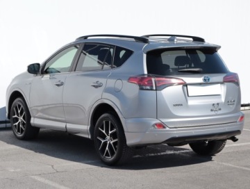 Toyota RAV4 IV MPV Facelifting 2.5 Hybrid 197KM 2017 Toyota RAV 4 2.5 Hybrid, Salon Polska, Automat, zdjęcie 3