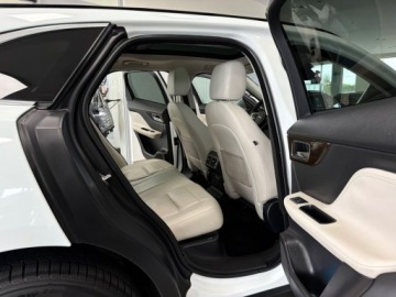 Jaguar F-Pace SUV 2.0 iD4 240KM 2018 Jaguar F-Pace 2.0 Diesel 241KM, zdjęcie 33