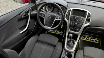 Opel Astra J Hatchback 5d 1.4 Turbo ECOTEC 140KM 2012 Opel Astra GTC, Udok. przebieg GWARANCJA 1.4 Benzyna 140KM, zdjęcie 26