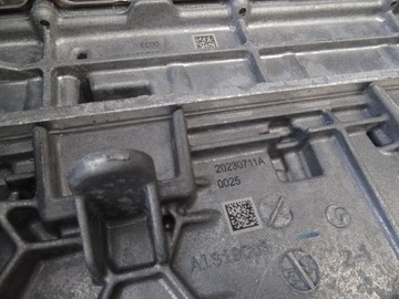 RENAULT MEGANE V 2023 E-TECH ЗАРЯДНОЕ УСТРОЙСТВО 296A04109R ОРИГИНАЛ