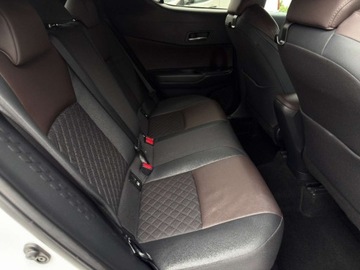 Toyota C-HR I Crossover 1.8 Hybrid 122KM 2018 Toyota C-HR 1.8 Hybrid Lounge JBL Skora Kamera Full-LED Alu Gwarancja SSU, zdjęcie 33